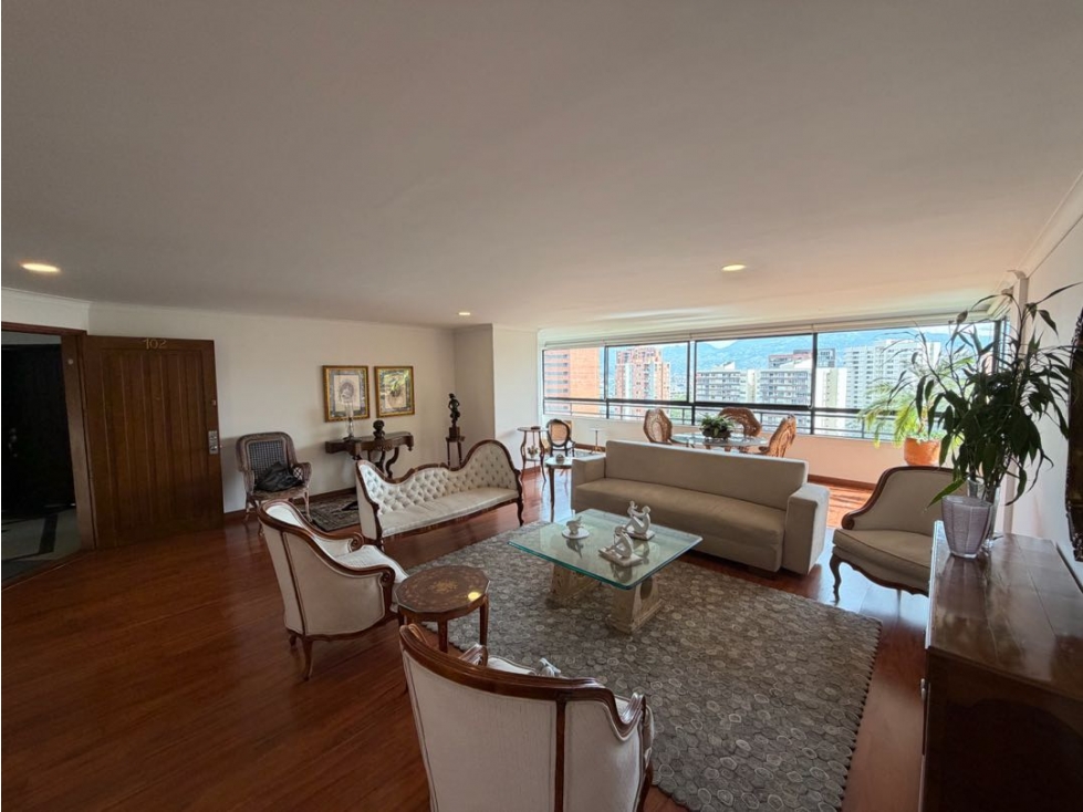 APARTAMENTO EN VENTA UBICADO CERCA A LOS BALSOS — foto 2
