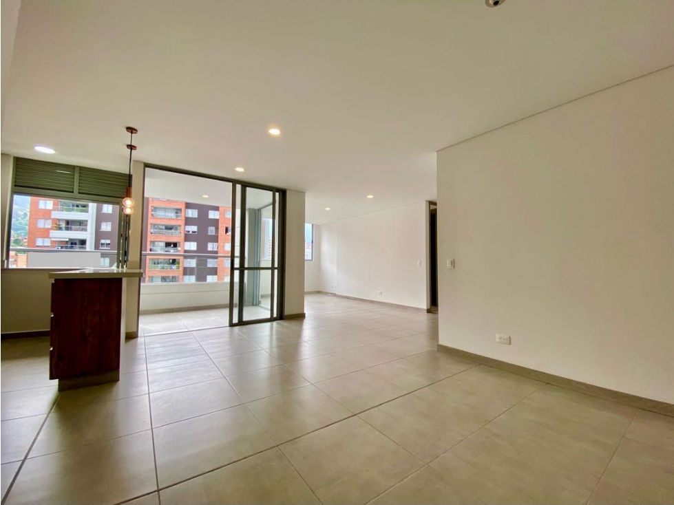 APARTAMENTO EN VENTA - LOMA DE LOS MESA ENVIGADO P13