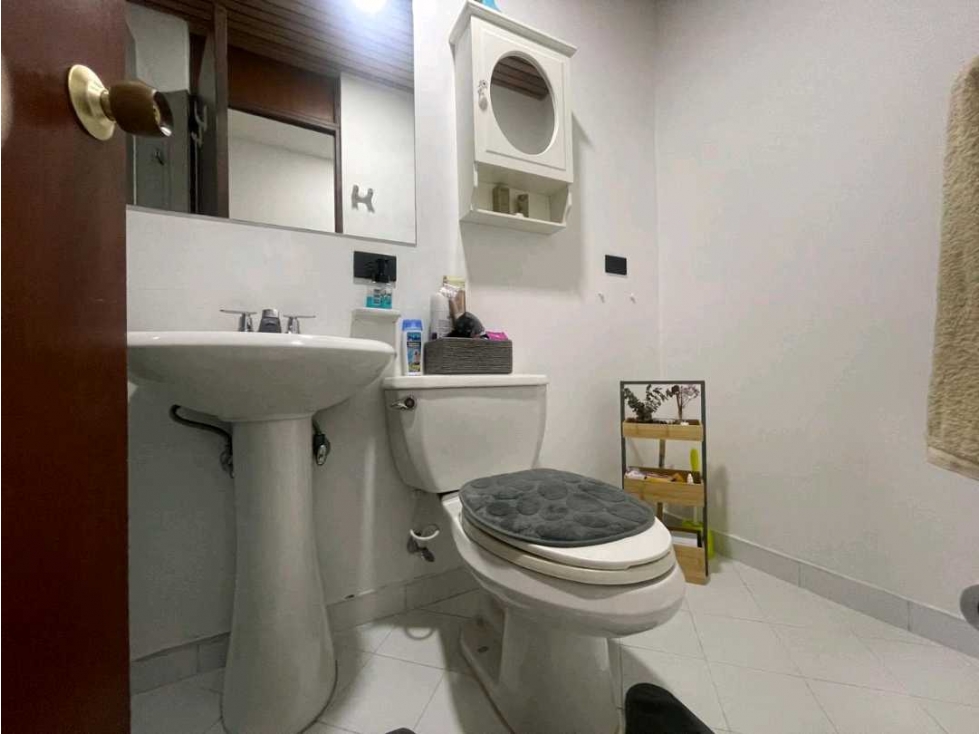 APARTAMENTO EN VENTA LOMA DEL INDIO — foto 6