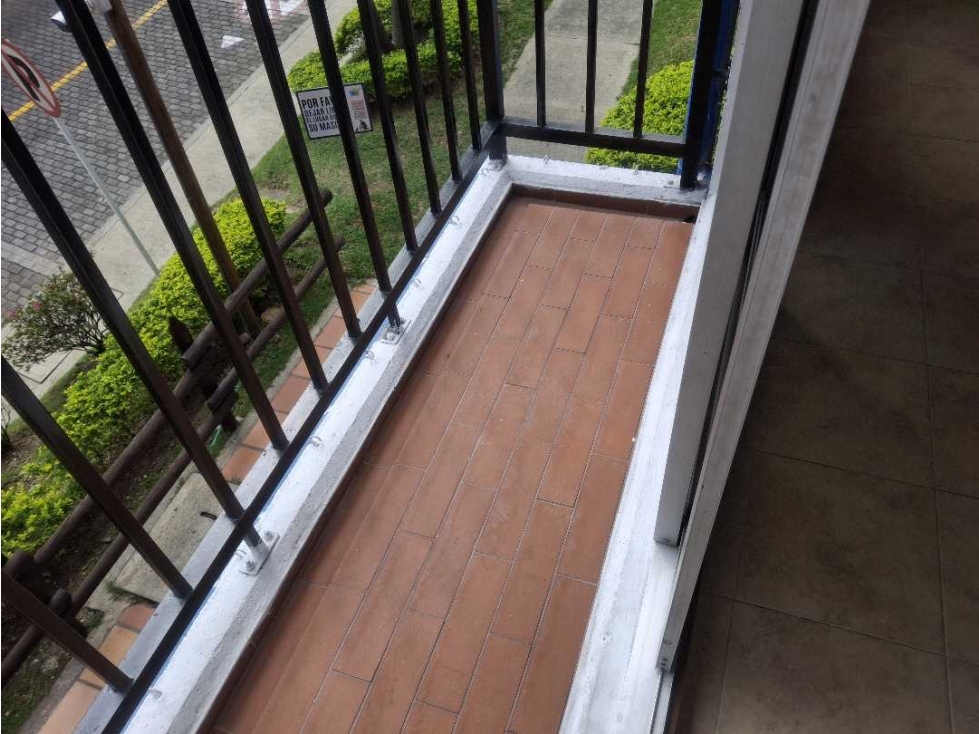 APARTAMENTO EN VENTA EN CALASANZ. — foto 2