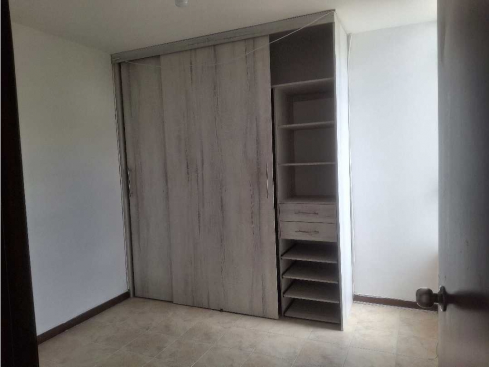 APARTAMENTO EN VENTA EN CALASANZ. — foto 3