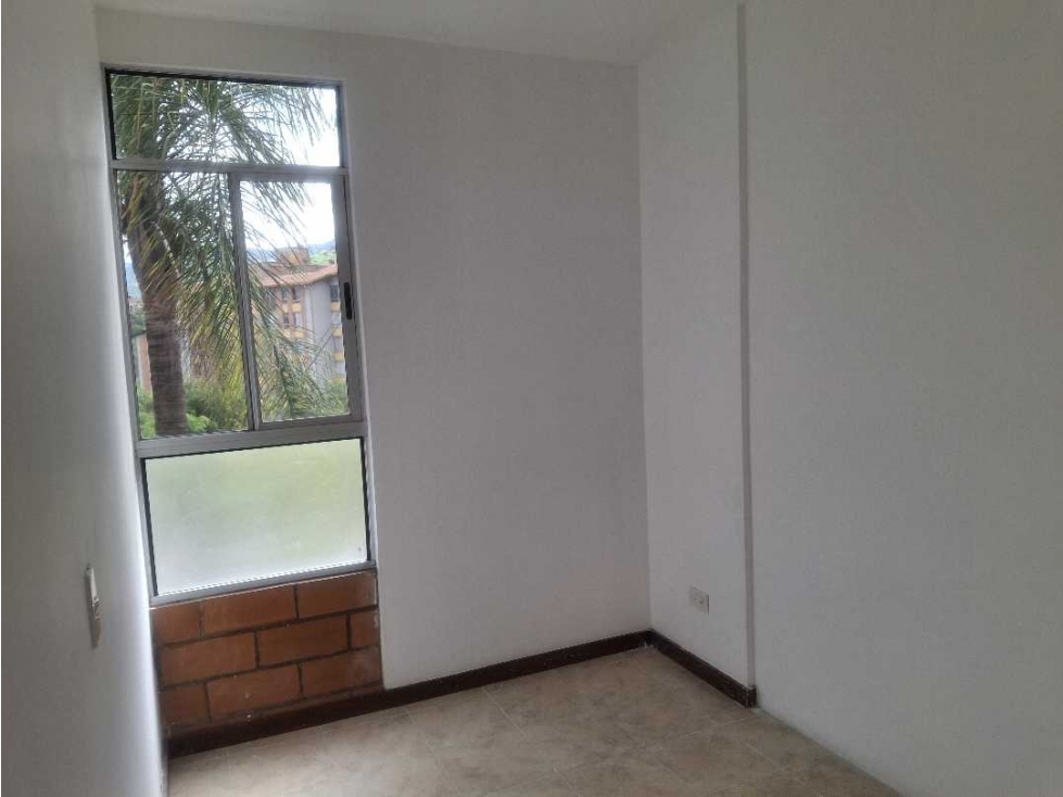 APARTAMENTO EN VENTA EN CALASANZ. — foto 4