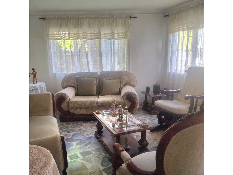 APTO EN VENTA LAURELES LORENA MEDIA MIXTURA CERCA EXITO DE LAURELES