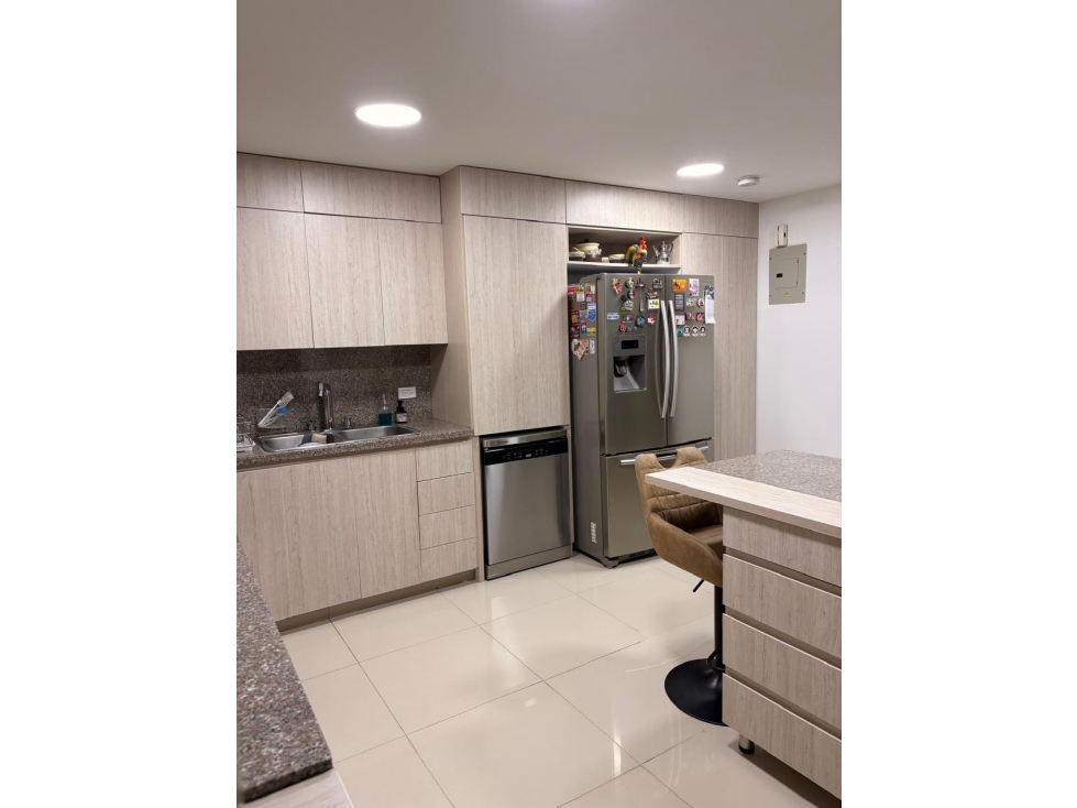 Apartamento Envígado con terraza Loma del Chocho 1100 millones — foto 4