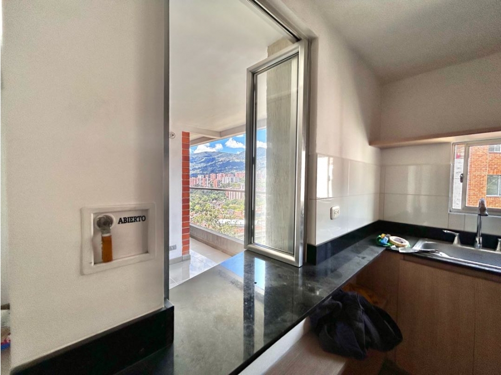 Apartamento Envigado La Mina, 2 alcobas, estudio, unidad completa — foto 3