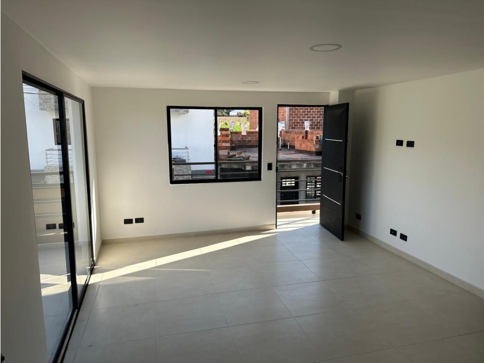 APARTAMENTO ESQUINERO, CON APARTAESTUDIO INDEPENDIENTE — foto 4
