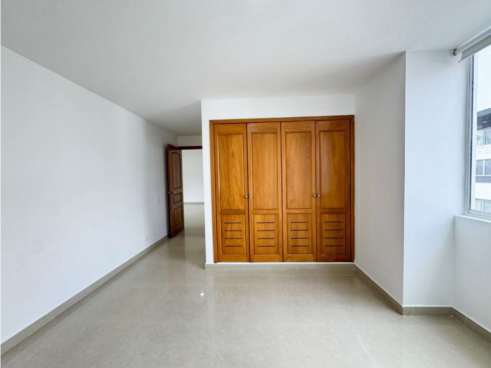 APARTAMENTO EXCLUSIVO EN CABECERA AMPLIO 4 Habitaciones — foto 6