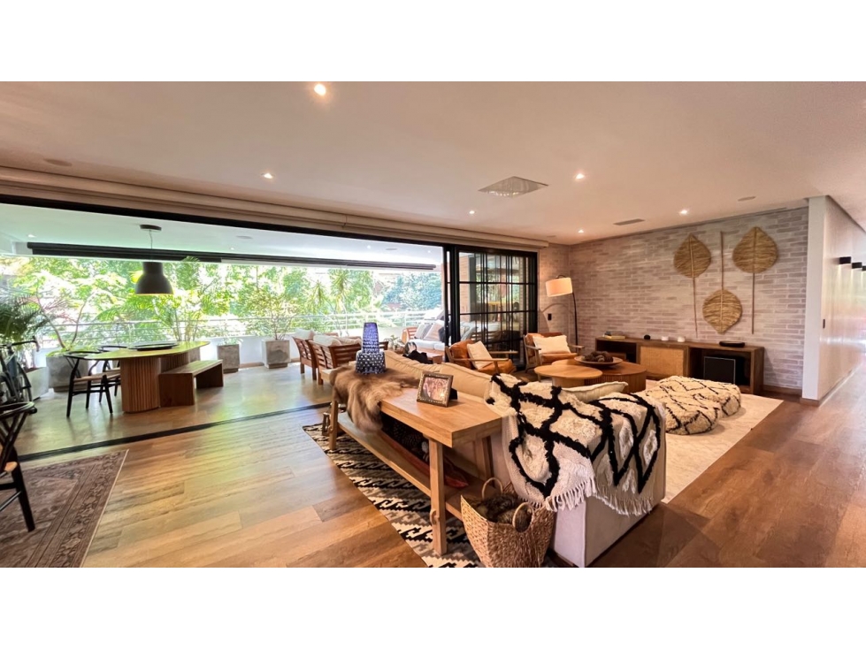 Apartamento Exclusivo y Remodelado - Sector La 10