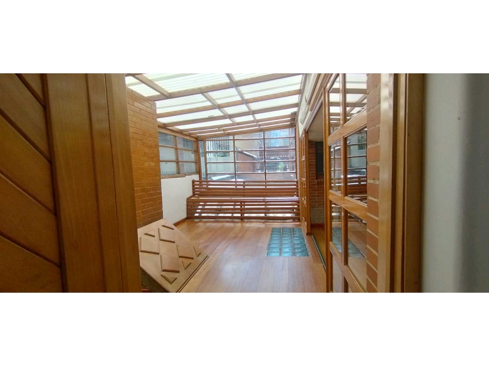 APARTAMENTO EXTERIOR PARA REMODELAR EN VENTA CHICO RENTANDO — foto 2
