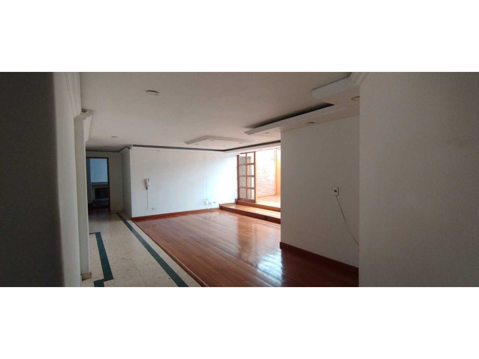 APARTAMENTO EXTERIOR PARA REMODELAR EN VENTA CHICO RENTANDO — foto 4