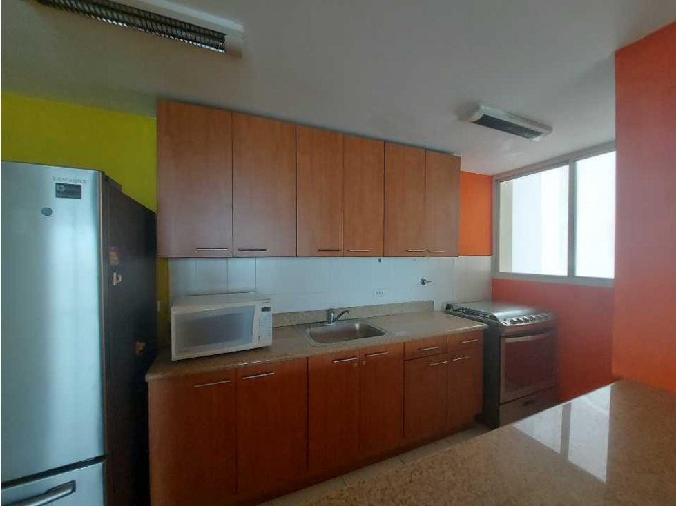 APARTAMENTO FRENTE AL MAR 3 REC EN SAN FRANCISCO — foto 2