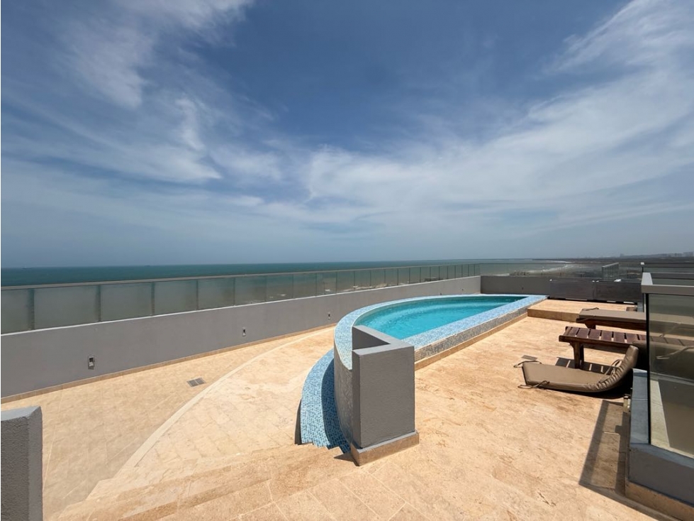 Apartamento frente al mar en venta/arriendo.