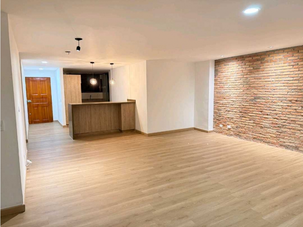 APARTAMENTO GRANDE EN LA CASTELLANA — foto 4