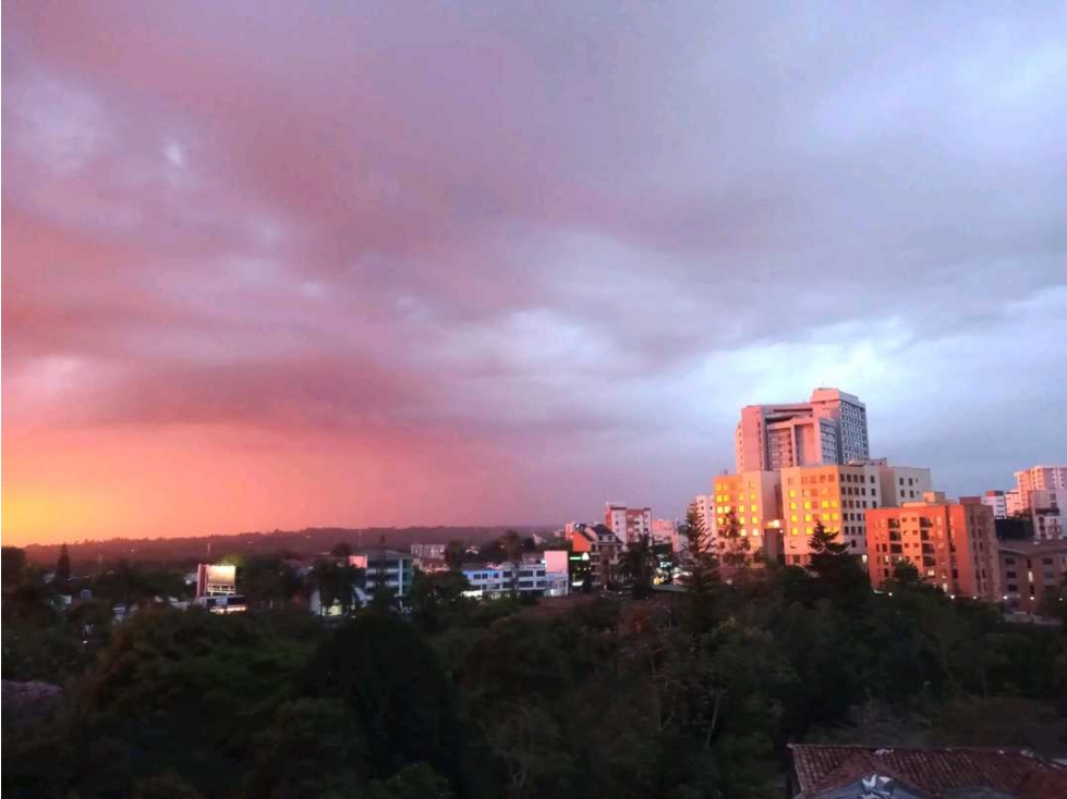 APARTAMENTO GRANDE MUY BIEN UBICADO VISTA 360° — foto 3