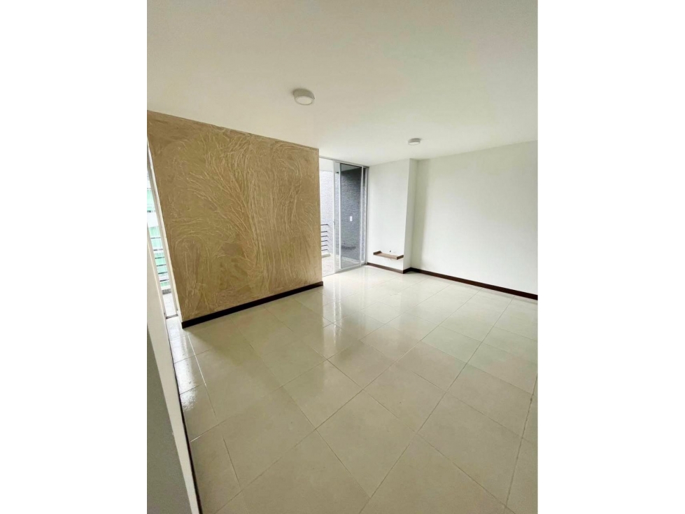 SE VENDE APARTAMENTO CERCA AL BARRIO LAURELES