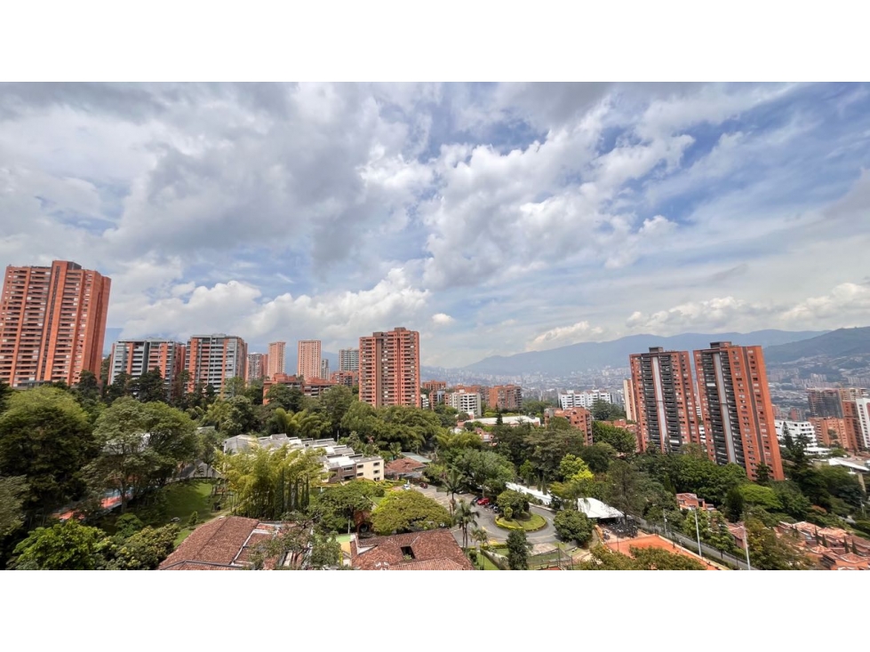 Apartamento Hermosa Vista Sector Tesoro - Poblado