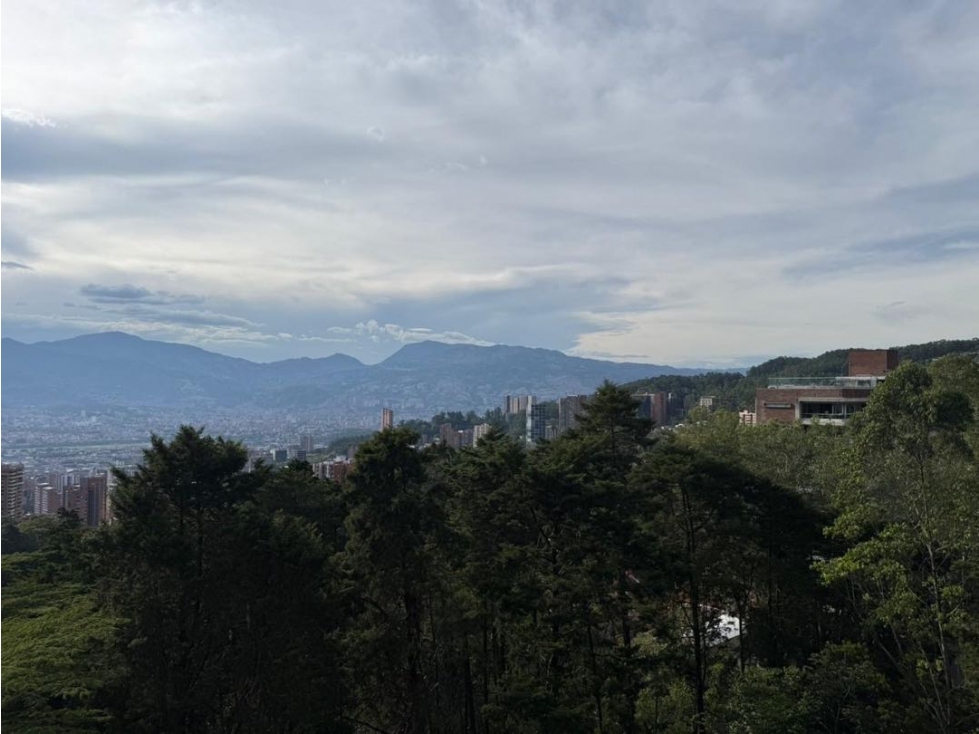 Apartamento Hermoso Exclusivo sector Superior - Cola del Zorro POBLADO — foto 3