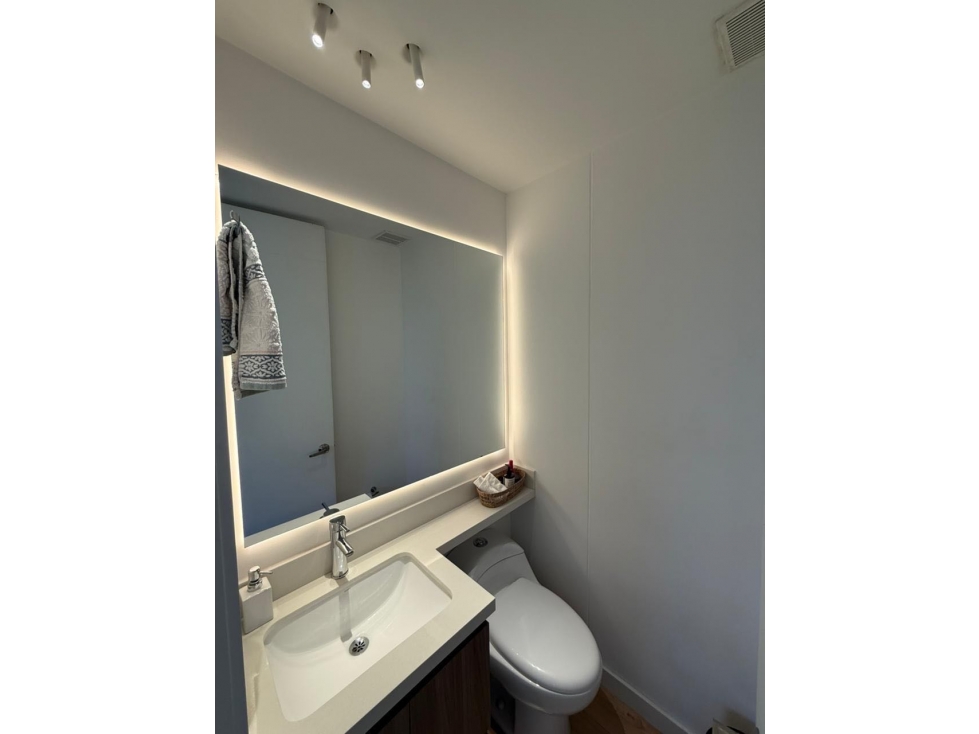 Apartamento Hermoso Exclusivo sector Superior - Cola del Zorro POBLADO — foto 5