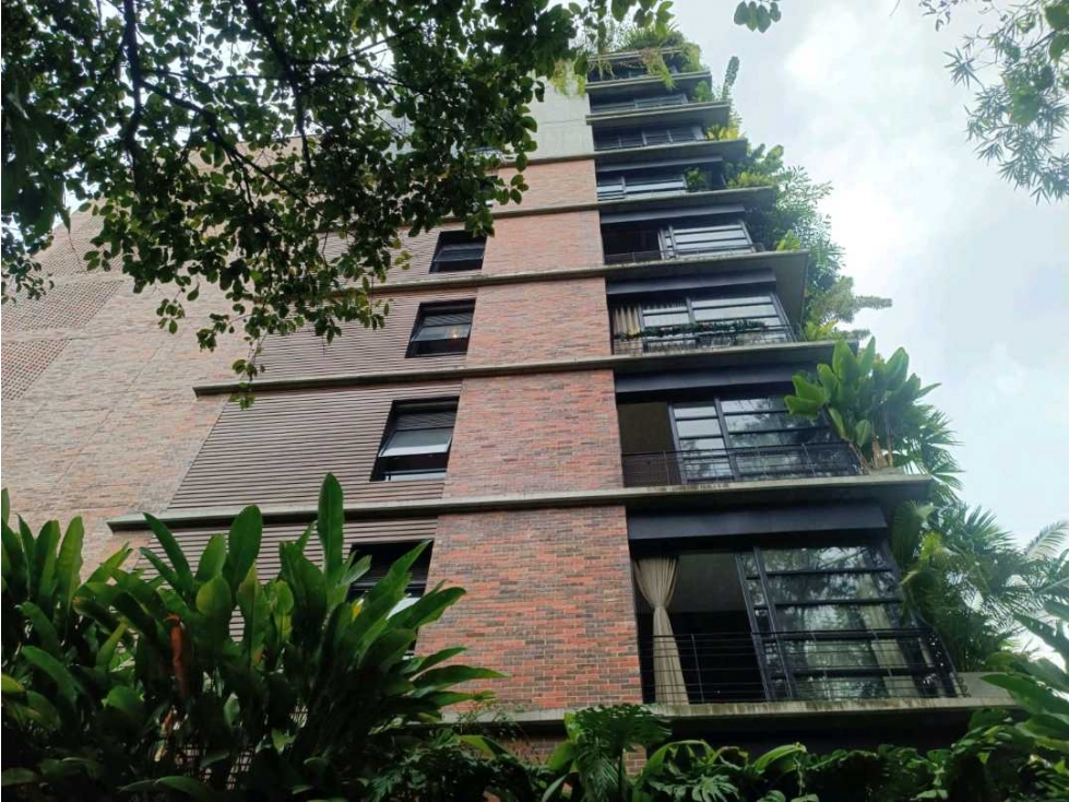 Apartamento Industrial para Diseñar en el corazón de El Poblado