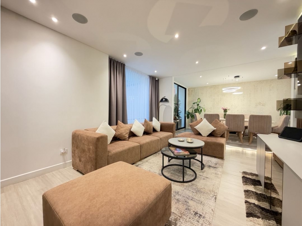 Apartamento interior en venta Santa Paula — foto 2