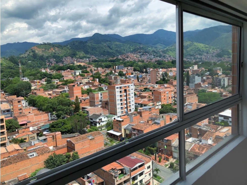 Apartamento la América barrio cristobal parqueadero de moto