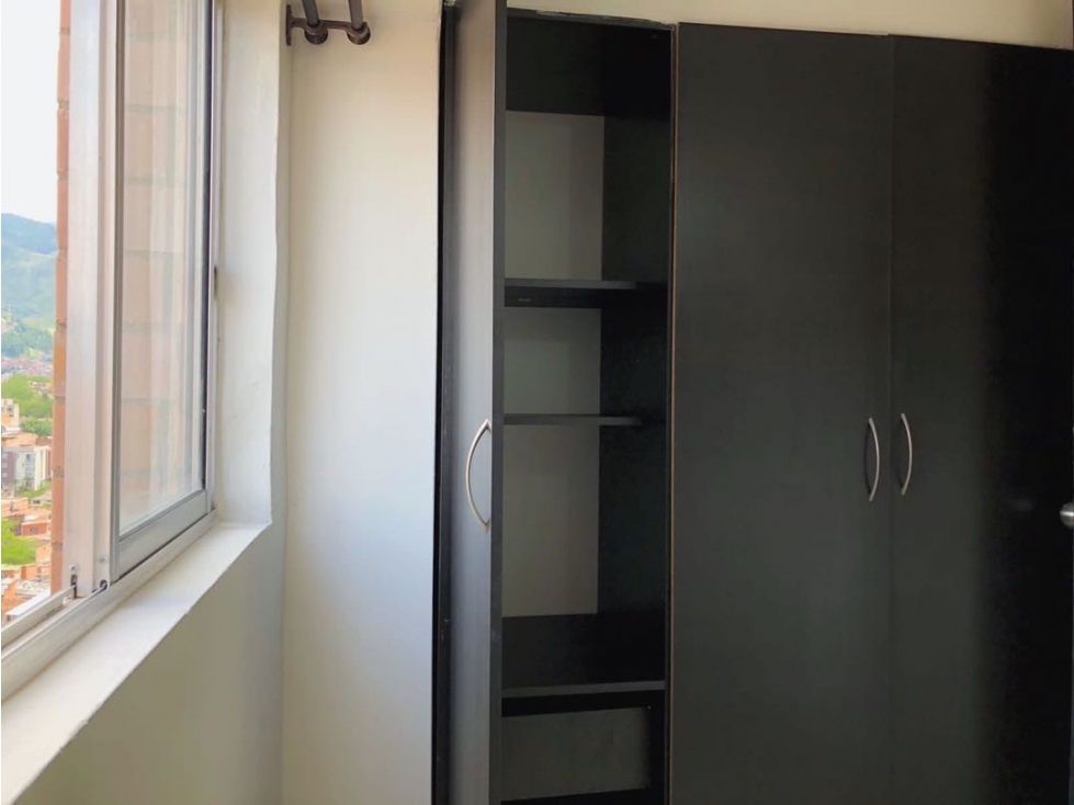Apartamento la América barrio cristobal parqueadero de moto — foto 3