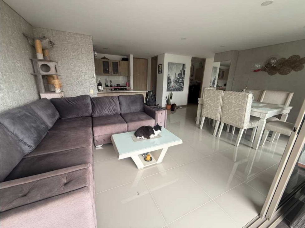 Apartamento loma el esmeraldal,de tres habitaciones excelente vista. — foto 3