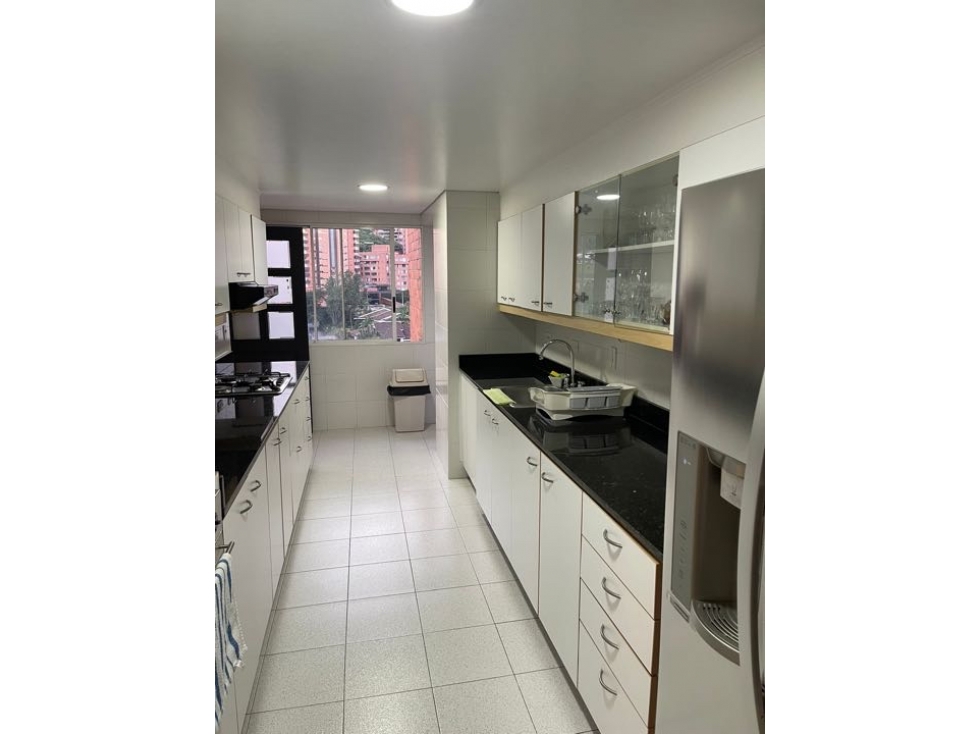 APARTAMENTO EN LOS BALSOS POBLADO — foto 4