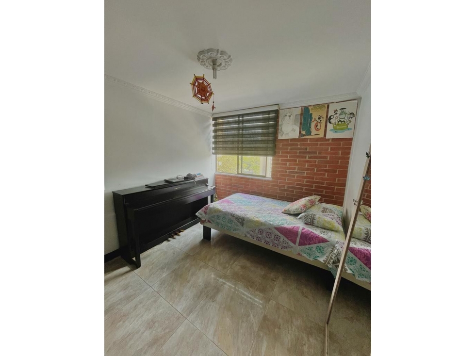 Apartamento Los Bernal 99 metros 750 millones — foto 5