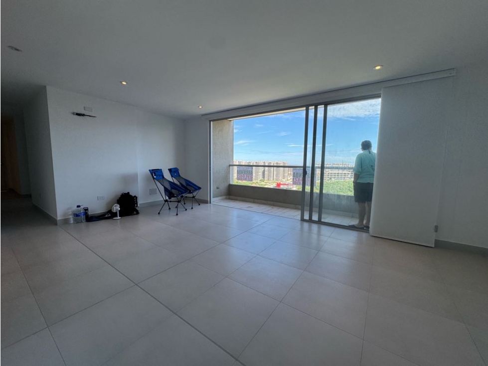 APARTAMENTO LUXURY LADO SOMBRA VISTA AL RIO CORTINAS PORTAL DE GENOVES — foto 5