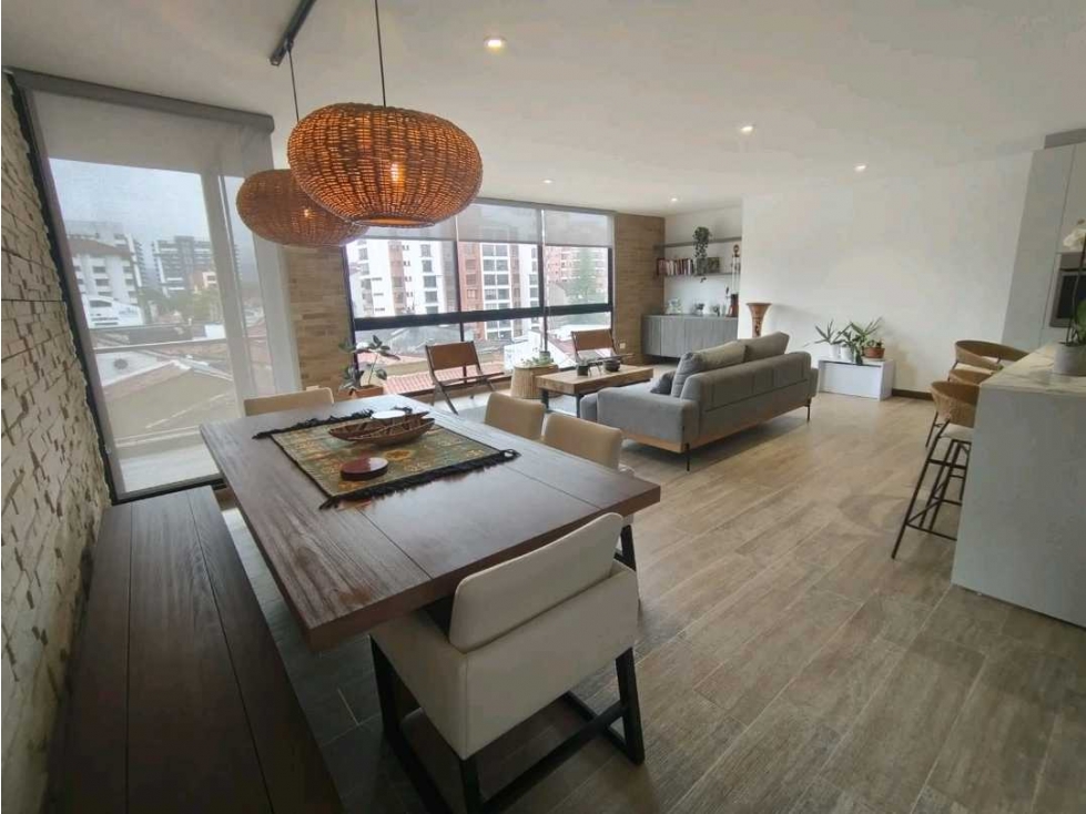 Apartamento moderno con balcon y ascensor en la castellana