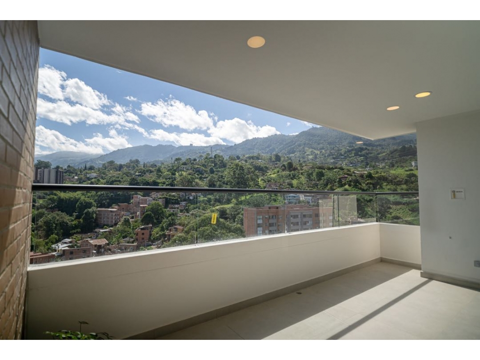 Apartamento moderno en venta Camino Verde Envigado 98 MT2