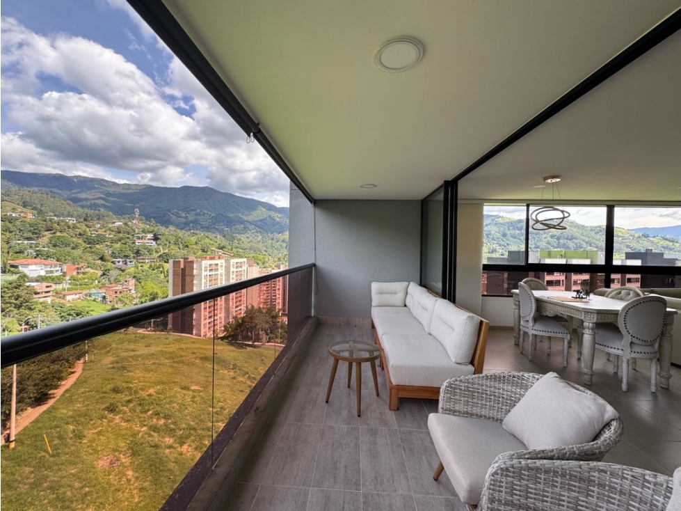 Apartamento moderno en venta en Envigado Loma las Brujas con vista — foto 2