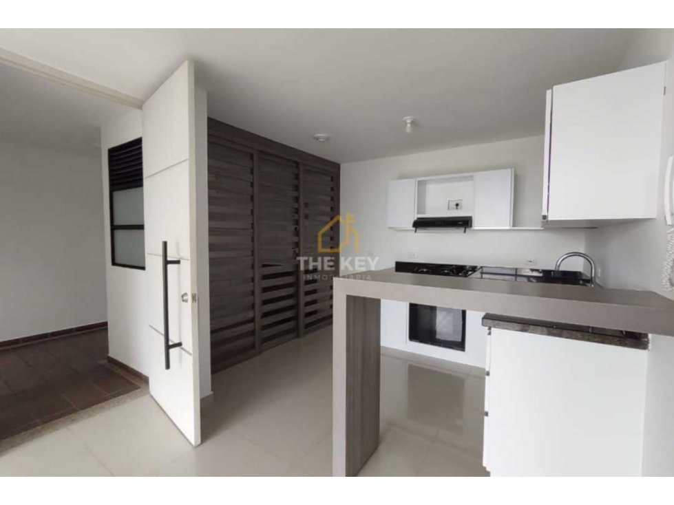 APARTAMENTO MODERNO SOBRE LA AVENIDA CENTENARIO DE ARMENIA 41-68 — foto 2