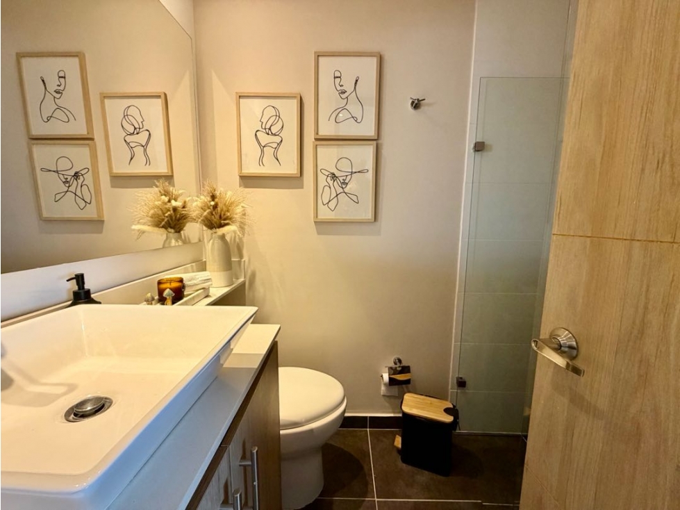 APARTAMENTO MUY COMERCIAL EN ENVIGADO | EL ESMERALDAL — foto 4