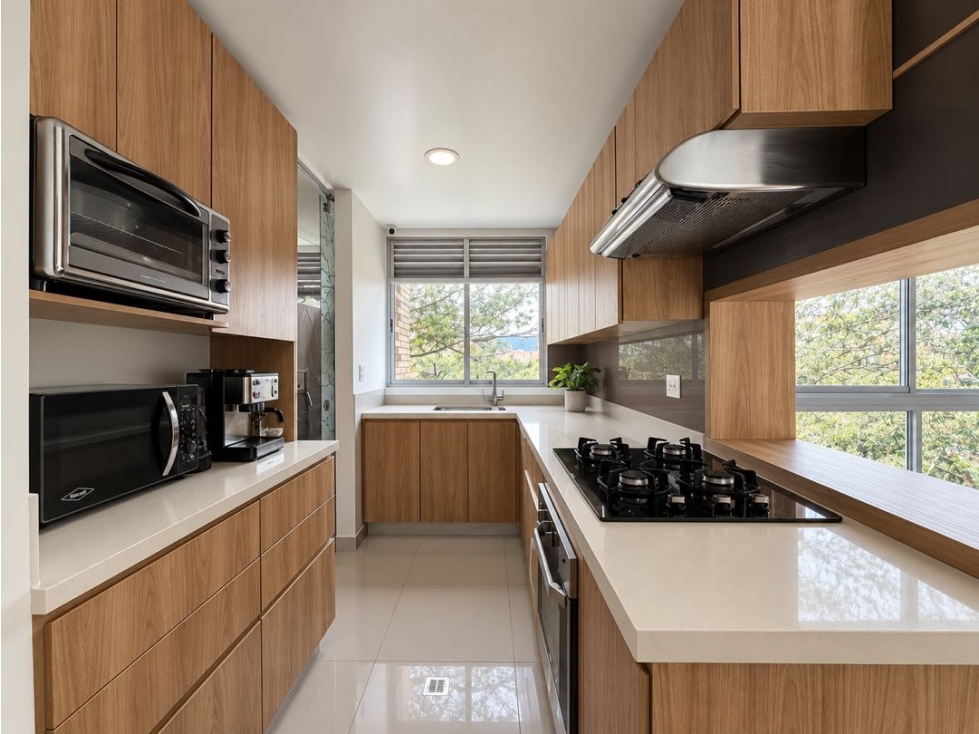 APARTAMENTO MUY COMERCIAL EN EL POBLADO - FLORIDA — foto 5