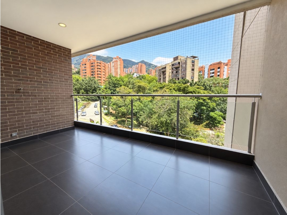 APARTAMENTO MUY COMERCIAL EN EL POBLADO - FLORIDA — foto 6