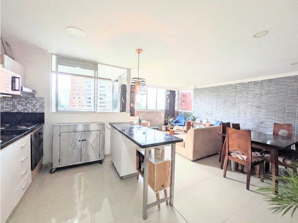 APARTAMENTO MUY COMERCIAL SECTOR LOS CEYLAN — foto 2
