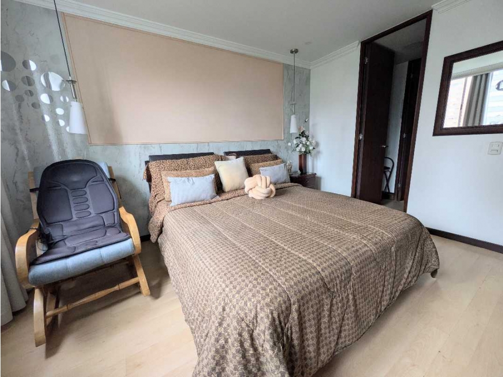 APARTAMENTO MUY COMERCIAL SECTOR LOS CEYLAN — foto 4