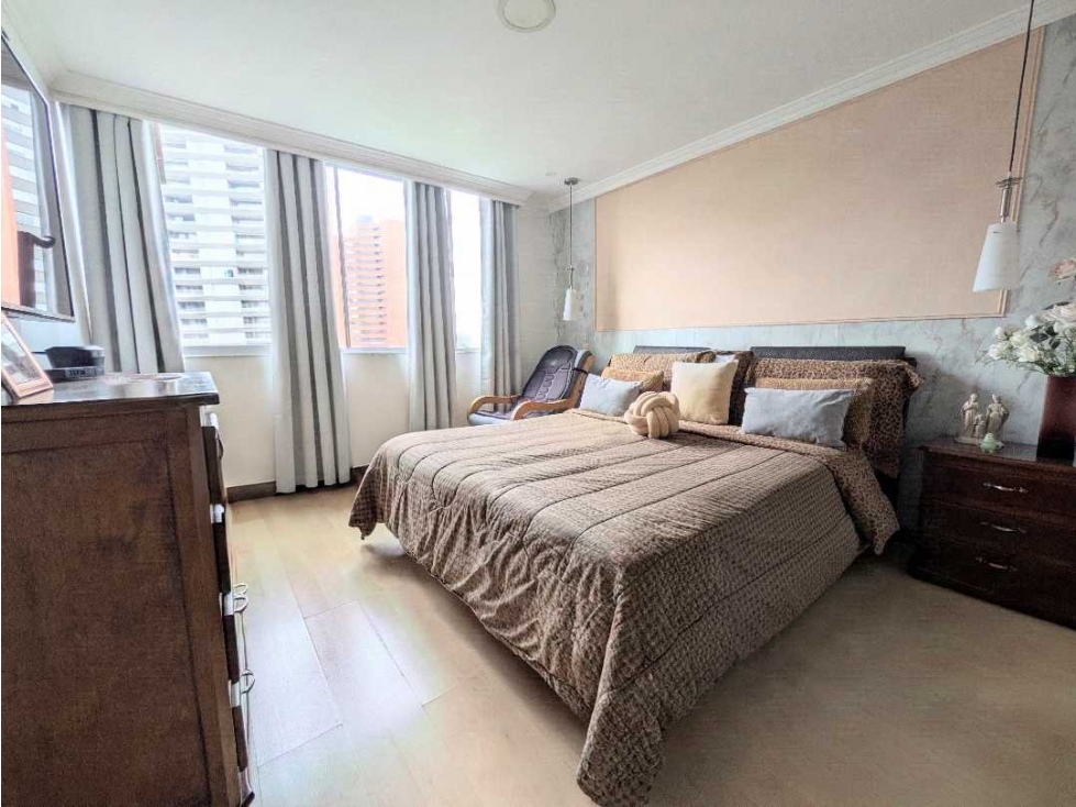 APARTAMENTO MUY COMERCIAL SECTOR LOS CEYLAN — foto 5