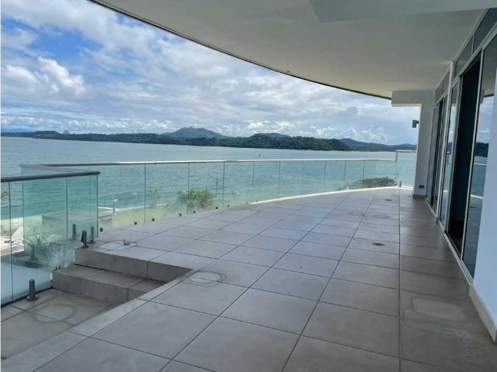 ALQUILER APARTAMENTO NAOS CAUSEWAY AMADOR - 3