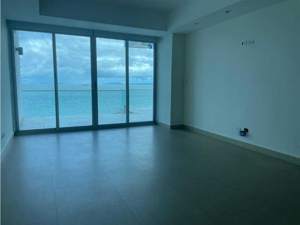 ALQUILER APARTAMENTO NAOS CAUSEWAY AMADOR - 4