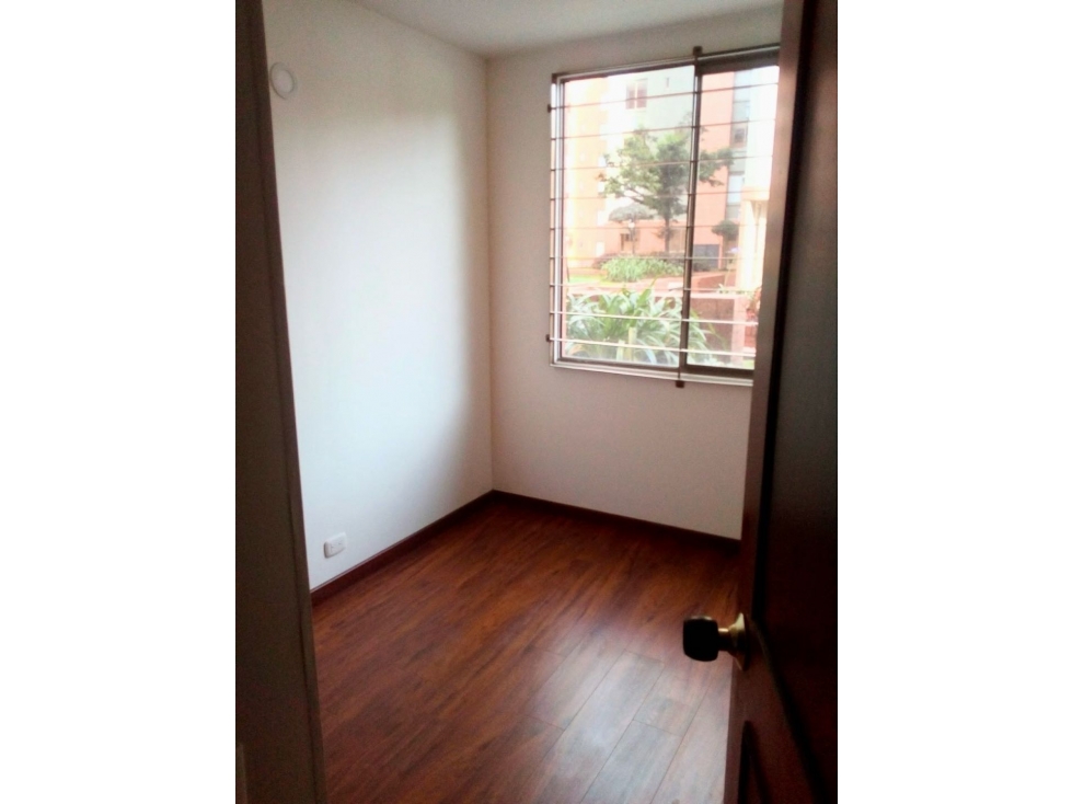APARTAMENTO RENTANDO NOGALES DE LA COLINA - COLINA CAMPESTRE — foto 3
