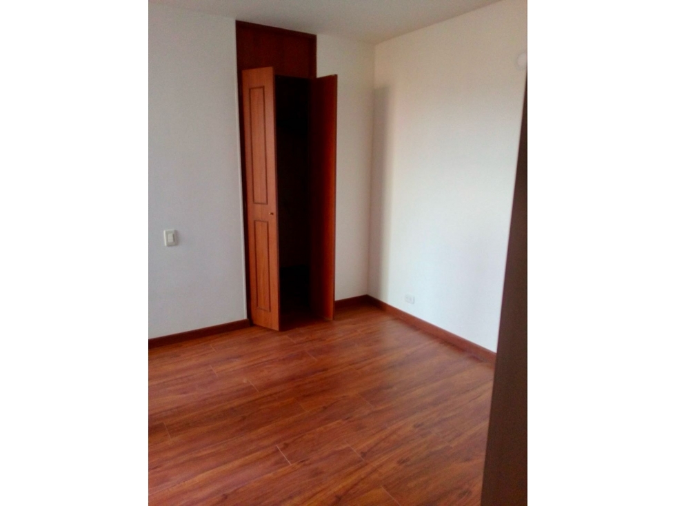 APARTAMENTO RENTANDO NOGALES DE LA COLINA - COLINA CAMPESTRE — foto 6