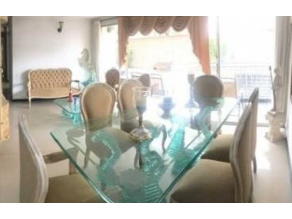 Apartamento con terraza amplia en el Norte Cali - Portal de La Flora