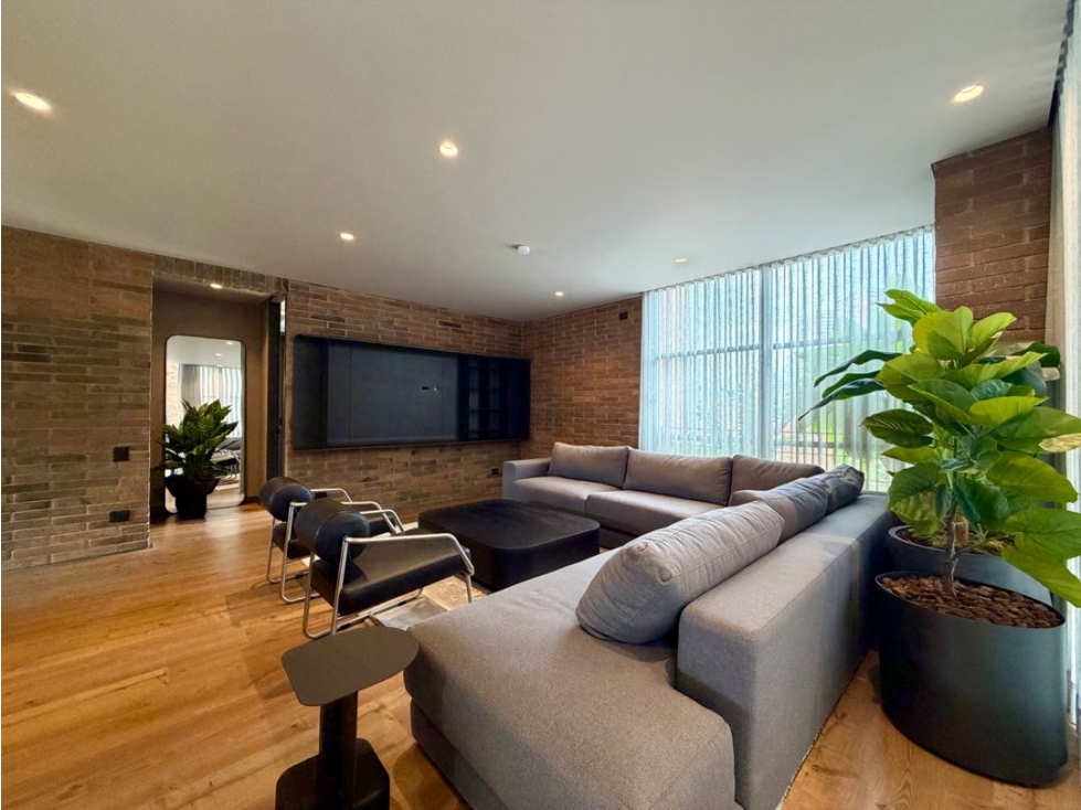 Apartamento nuevo con terraza en venta Poblado Castropol — foto 2