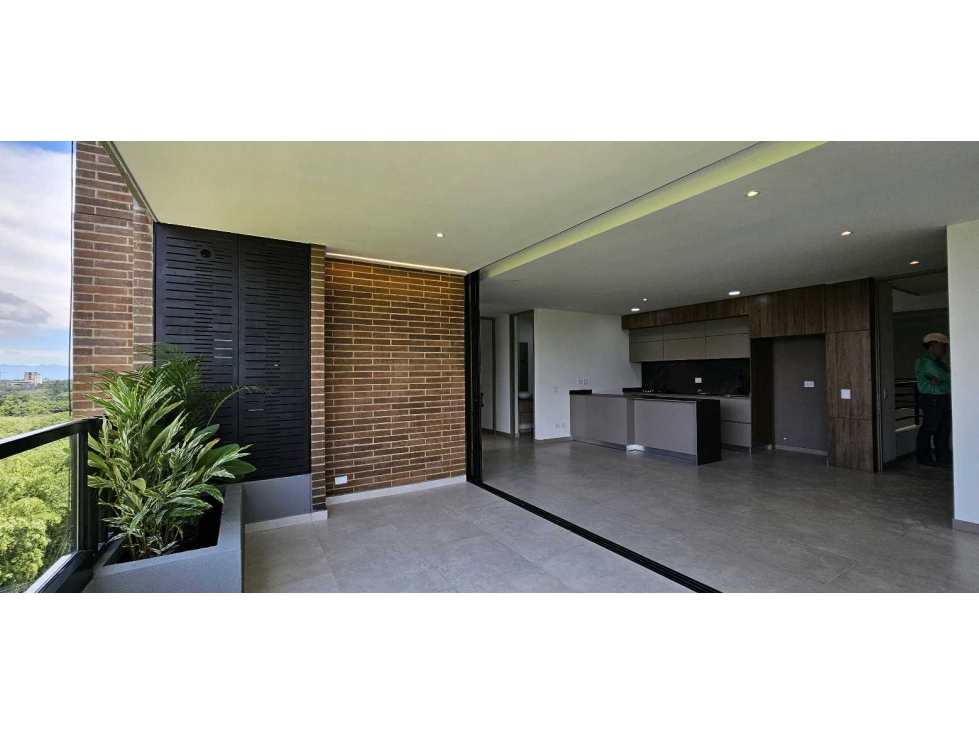 Apartamento en arriendo en exclusivo edificio en Cerritos. Piso bajo — foto 4