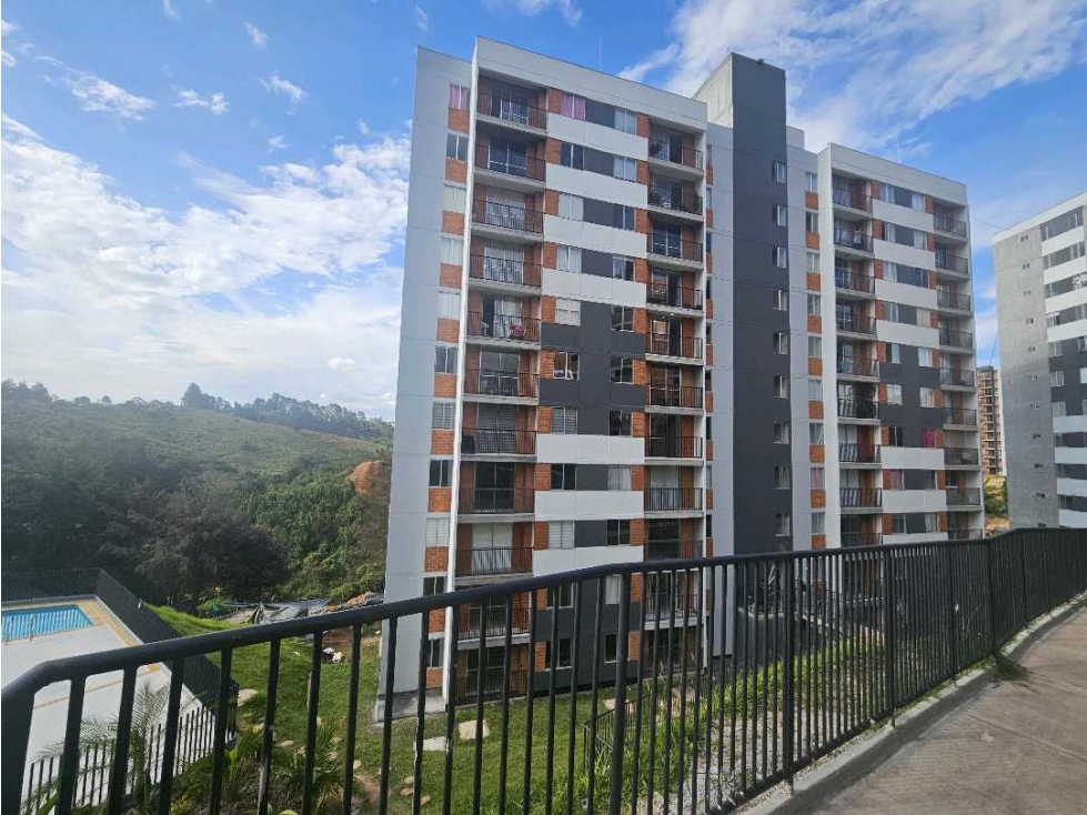 APARTAMENTO OBRA BLANCA SECTOR EL PORVENIR RIONEGRO
