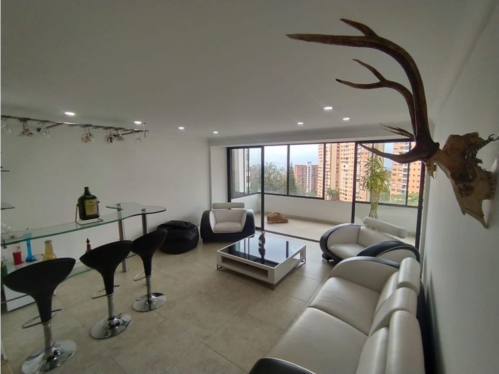 Apartamento en Arriendo Amoblado en Poblado los Balsos — foto 2