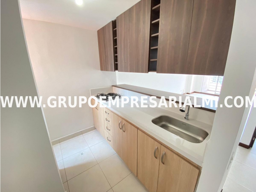 APARTAMENTO EN ARRIENDO - SECTOR ENTREAMIGOS COD. 2216 COD: 2216 - 2